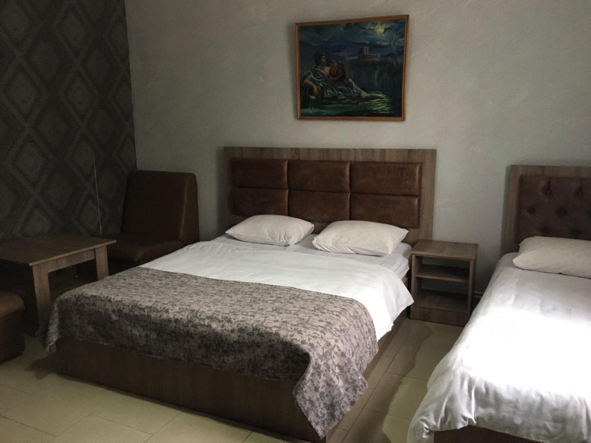 Baron Hotel Vanadzor Kültér fotó